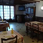 Au Pont De La Gineze Frühstückspension 3*