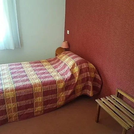 Bed & Breakfast Au Pont De La Gineze Barjac (Lozere)