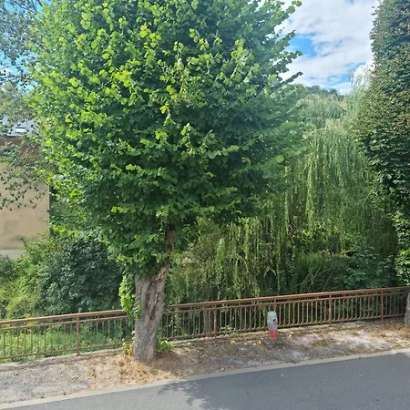 Bed & Breakfast Au Pont De La Gineze